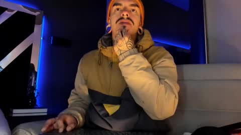 Snapshot of kaletattoos chatting on November 28, 2025, 11:13 am Kale online show from November 28, 2025, 11:13 am