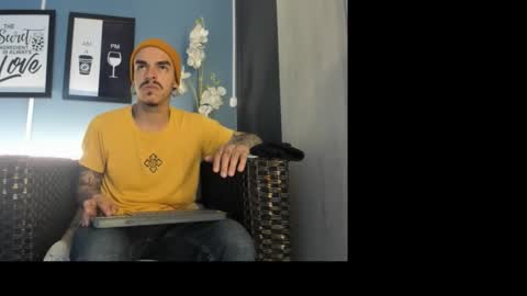 Snapshot of kaletattoos chatting on December 2, 2025, 7:20 pm Kale online show from December 2, 2025, 7:20 pm