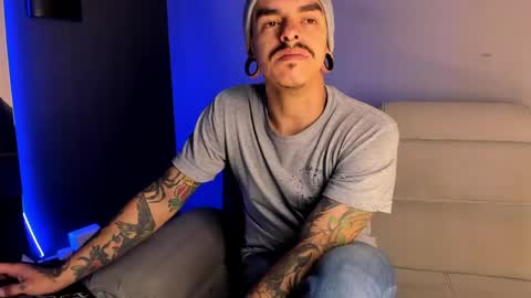 Snapshot of kaletattoos chatting on May 7, 2026, 11:04 am Kale online show from May 7, 2026, 11:04 am