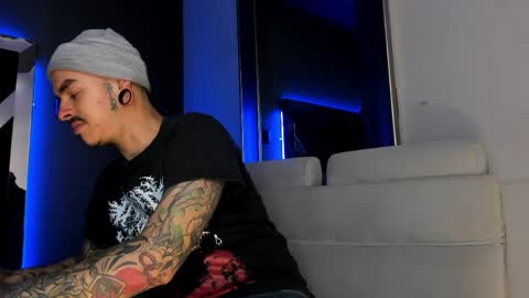 Snapshot of kaletattoos chatting on June 3, 2026, 11:24 am Kale online show from June 3, 2026, 11:24 am