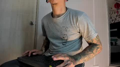 Snapshot of kaletattoos chatting on July 12, 2026, 11:56 am Kale online show from July 12, 2026, 11:56 am