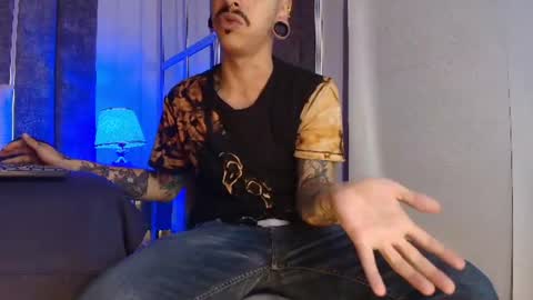 Snapshot of kaletattoos chatting on July 24, 2026, 1:42 pm Kale online show from July 24, 2026, 1:42 pm