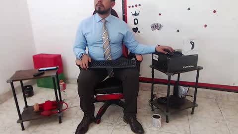 Kaleth online show from February 8, 2026, 1:09 am