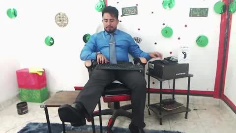 Snapshot of kalethbigdick88 chatting on July 4, 2026, 2:34 pm Kaleth online show from July 4, 2026, 2:34 pm