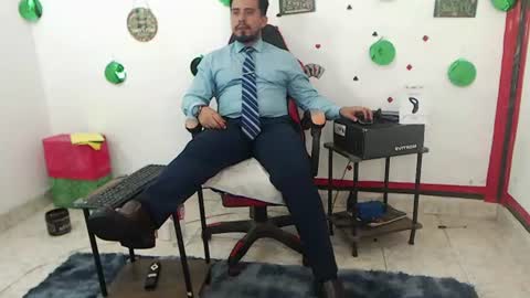 Snapshot of kalethbigdick88 chatting on July 7, 2026, 4:55 pm Kaleth online show from July 7, 2026, 4:55 pm