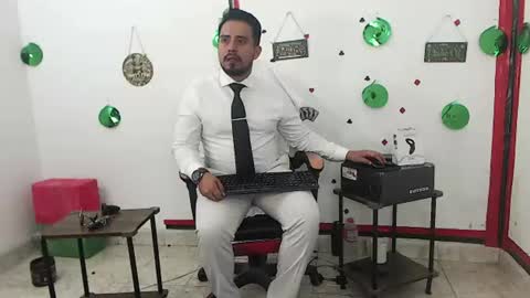 Snapshot of kalethbigdick88 chatting on July 29, 2026, 12:14 pm Kaleth online show from July 29, 2026, 12:14 pm