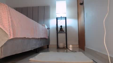 Snapshot of kalindi_ chatting on December 14, 2024, 7:18 am ONLY FANS cami0777 FANSLY Camilabcruz777 instagram online show from December 14, 2024, 7:18 am