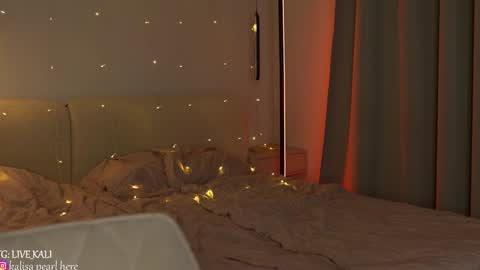 Please call me Kalisa online show from December 21, 2024, 7:49 pm