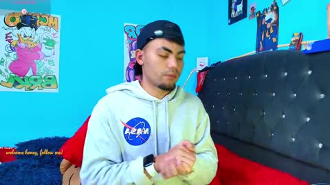 K A L I online show from February 2, 2025, 6:37 am