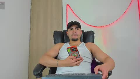 Snapshot of kalivan_voinesscu chatting on June 18, 2026, 6:13 am K A L I online show from June 18, 2026, 6:13 am