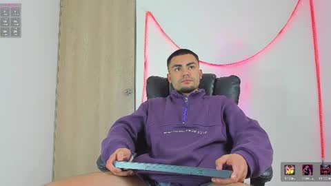 Snapshot of kalivan_voinesscu chatting on June 19, 2026, 7:34 am K A L I online show from June 19, 2026, 7:34 am