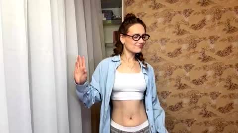 Snapshot of kallieboice chatting on November 2, 2025, 2:52 pm Kallie online show from November 2, 2025, 2:52 pm