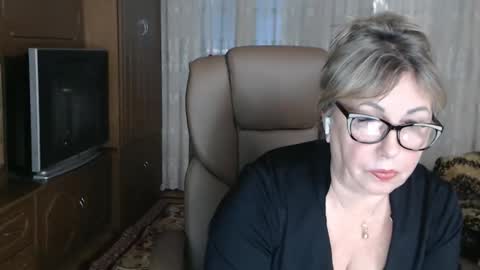 Snapshot of kalliiina chatting on October 27, 2025, 8:29 am kalliiina online show from October 27, 2025, 8:29 am