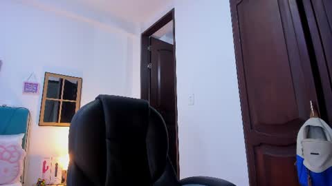 Snapshot of kam_lopez chatting on July 24, 2026, 11:25 pm Kamilalopez online show from July 24, 2026, 11:25 pm