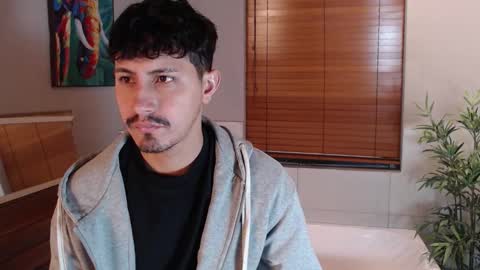 jhon online show from February 11, 2026, 12:10 pm