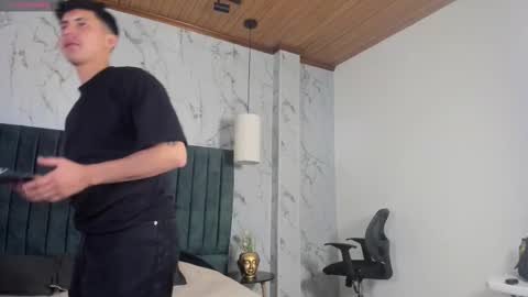 jhon online show from March 15, 2026, 11:27 am