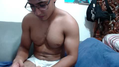 kamenov00 online show from February 22, 2025, 12:38 am