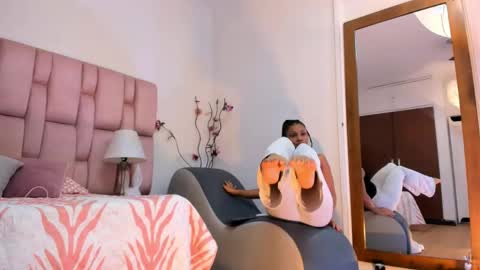 Snapshot of kamila_arias chatting on June 5, 2026, 1:06 pm online show from June 5, 2026, 1:06 pm