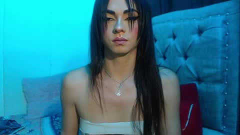 Snapshot of kamilathopsom chatting on June 4, 2026, 11:00 pm CAMILA SANTAMARIA online show from June 4, 2026, 11:00 pm