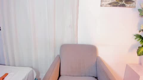 Snapshot of kamileblake chatting on March 8, 2025, 2:08 pm online show from March 8, 2025, 2:08 pm