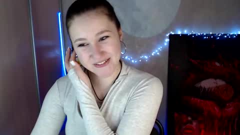 kamilla_love_ online show from April 26, 2026, 12:14 pm