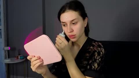 kamillasvon online show from March 22, 2026, 3:15 pm