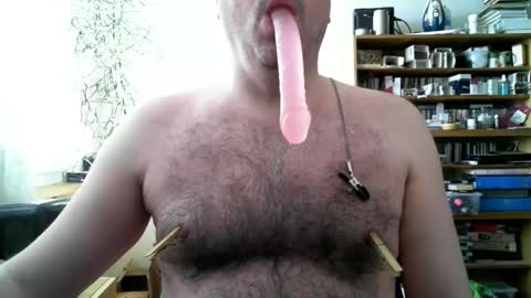 Snapshot of kamiluc1974_2 chatting on February 19, 2025, 7:50 am Kamil Lipovy online show from February 19, 2025, 7:50 am