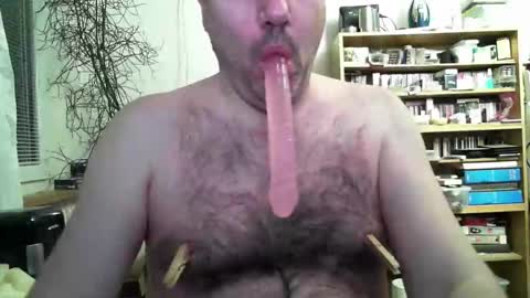 Snapshot of kamiluc1974_2 chatting on February 27, 2025, 9:36 pm Kamil Lipovy online show from February 27, 2025, 9:36 pm