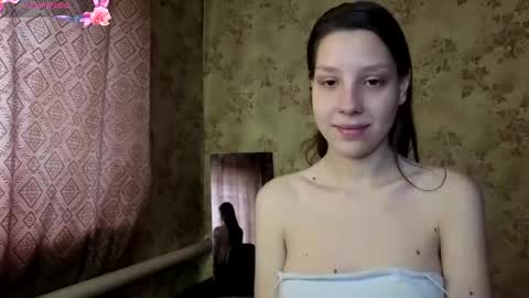 Mari  Simmons online show from March 15, 2026, 1:55 am