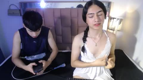 Snapshot of kammi_candy chatting on September 16, 2025, 2:23 am -- kammi -- online show from September 16, 2025, 2:23 am