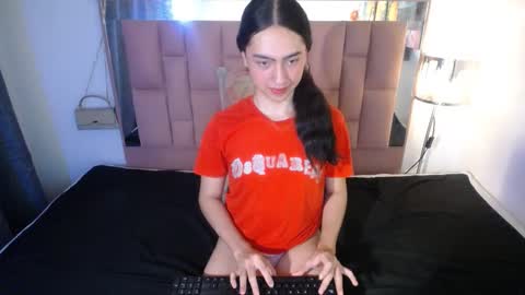 Snapshot of kammi_candy chatting on October 10, 2025, 1:26 am -- kammi -- online show from October 10, 2025, 1:26 am