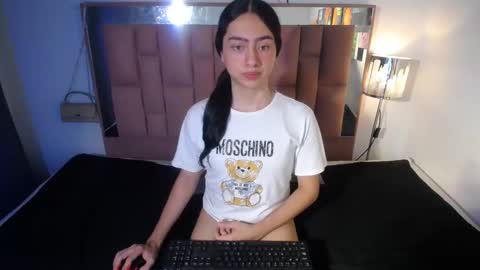 Snapshot of kammi_candy chatting on October 14, 2025, 1:06 am -- kammi -- online show from October 14, 2025, 1:06 am