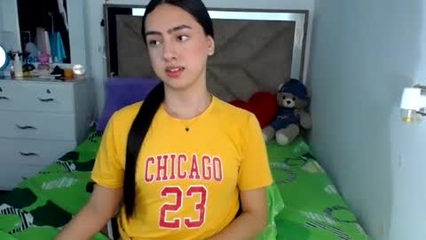 Snapshot of kammi_candy chatting on June 13, 2026, 3:48 am -- kammi -- online show from June 13, 2026, 3:48 am