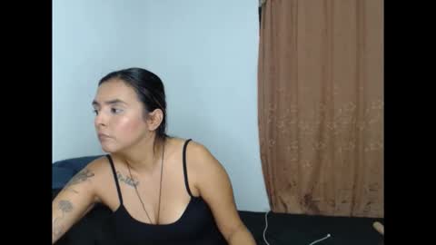 kammy   y   camila online show from April 22, 2026, 3:13 pm
