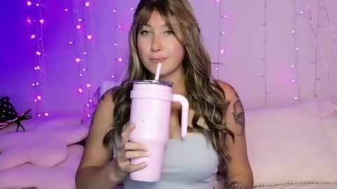 Snapshot of kamrynmarie69 chatting on July 13, 2026, 9:39 pm kamrynmarie69 online show from July 13, 2026, 9:39 pm