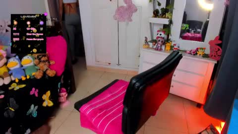 Snapshot of kandygirl_023 chatting on June 5, 2026, 12:22 pm hello Im Danni online show from June 5, 2026, 12:22 pm