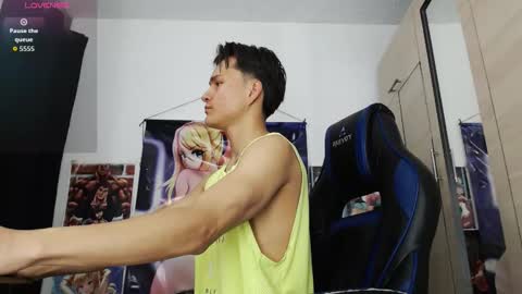 Snapshot of kanekixxxhot chatting on May 18, 2026, 12:44 pm andres online show from May 18, 2026, 12:44 pm