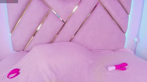 Snapshot of kanela_miller_ chatting on October 3, 2025, 12:13 pm Cami online show from October 3, 2025, 12:13 pm