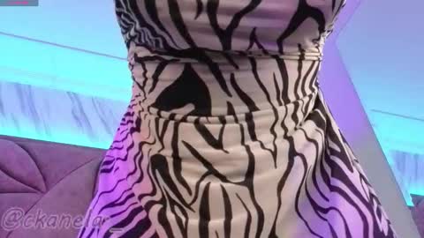 Snapshot of kanela_miller_ chatting on November 16, 2025, 12:33 pm Cami online show from November 16, 2025, 12:33 pm