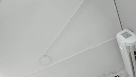 Snapshot of kanna02 chatting on November 7, 2025, 11:54 am Kanna online show from November 7, 2025, 11:54 am