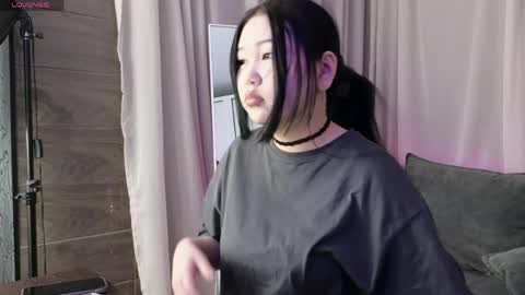 Rina online show from March 22, 2026, 6:50 am
