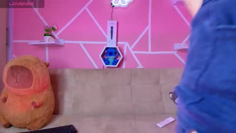 kaoriille online show from October 30, 2025, 2:46 am