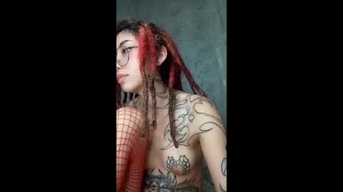 Snapshot of kaoz_69_ chatting on February 8, 2026, 2:15 am Kaoz 69 online show from February 8, 2026, 2:15 am