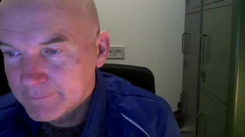 Robbie online show from December 3, 2024, 6:59 am