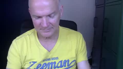 Robbie online show from April 23, 2026, 2:08 pm