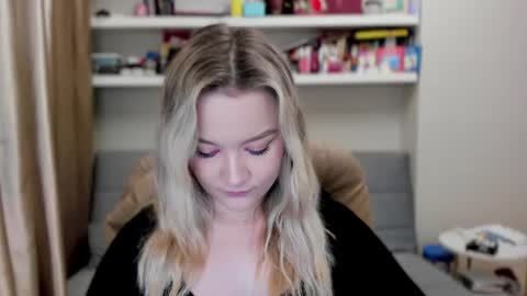 Snapshot of kara_smith_ chatting on July 9, 2026, 10:25 pm Kara. Off from 15th till 24th of December online show from July 9, 2026, 10:25 pm