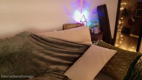 I am here around 5am GMT karathemagic online show from February 9, 2025, 4:04 am