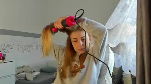 karen0092 online show from April 28, 2026, 11:04 am