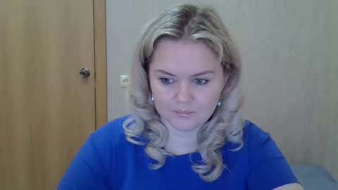 karennelsonx online show from March 5, 2026, 10:22 am