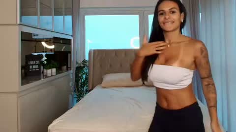 Snapshot of kari_brooks chatting on June 25, 2026, 11:04 am kari_brooks online show from June 25, 2026, 11:04 am